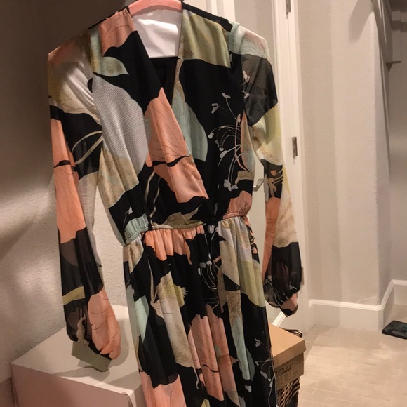 Lulus maxi dress - Picture 3 of 3